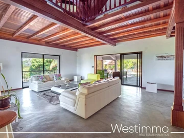 4 Bedroom Villa