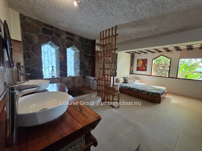 Calodyne – Family Villa For Rent