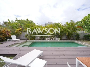 4 Bedroom Villa