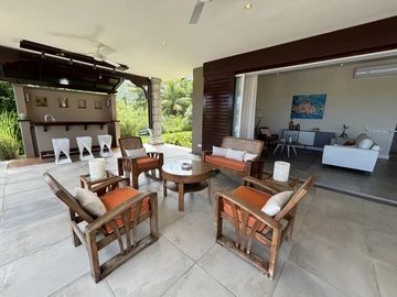 4 Bedroom Villa