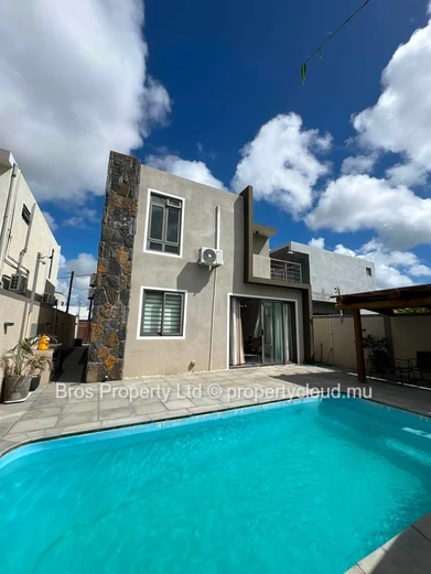 Rs 50,000/Month (Negotiable) | Modern 3-Bedroom Villa for Rent in Calodyne