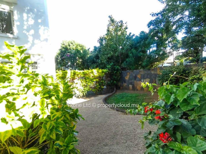Apartment For Rent At la Mivoie, Black River