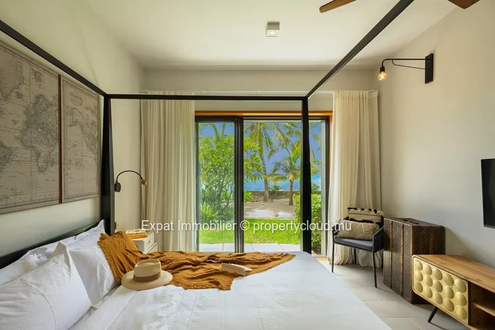 Luxury Beachfront Apartment with Coin de Mire Views – Pointe d’Azur, Pereybere