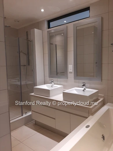 Apartment for Rent – 3 Bedrooms, Grand Baie, North