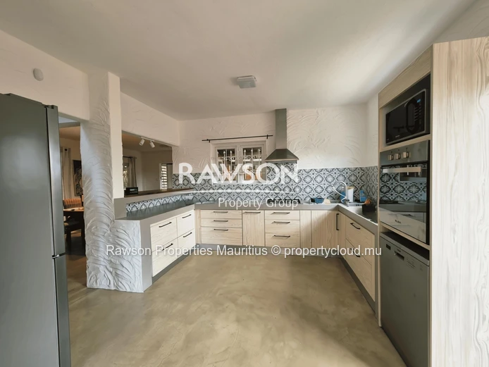 House | 3 Bedrooms | Office Convertible To 4Th Bedroom | Tamarin