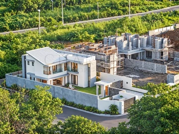 4 Bedroom Villa