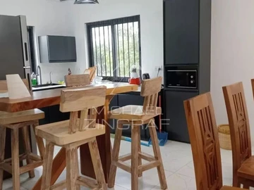 4 Bedroom Villa
