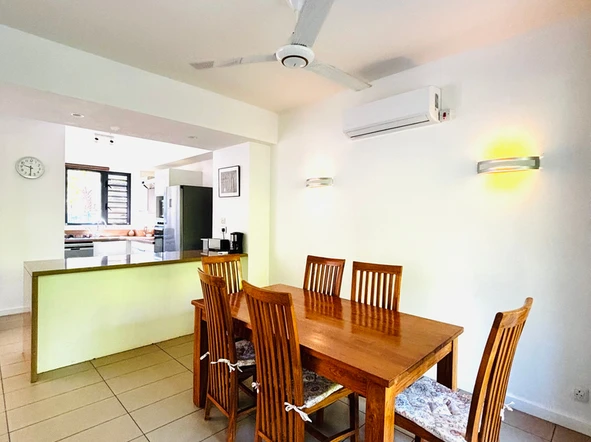 Townhouse, Duplex de 3 Chambres