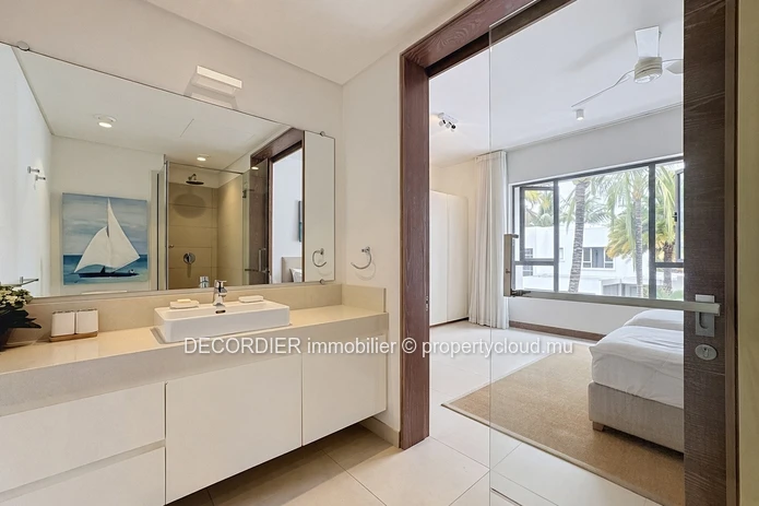 A unique and rare property to let — a townhouse with a private swimming pool and beach access.