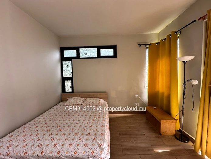 Cozy 2-Bedroom Apartment in the Heart of Trou-aux-Biches