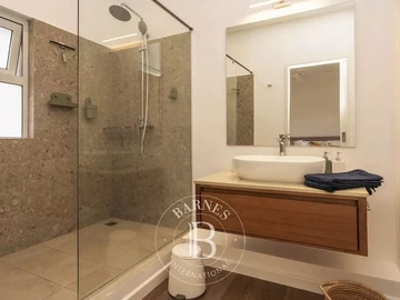 2 Bedroom Townhouse, Duplex