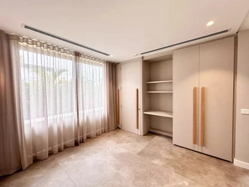 4 Bedroom Villa