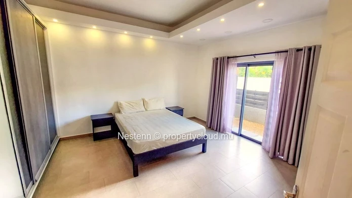 Spacious and bright 4 bedroom villa with its swimming pool