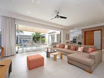 4 Bedroom Villa