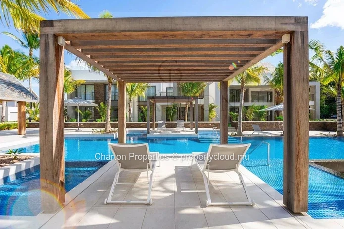 Appartement de 2 chambres en suite avec terrasse et vue dégagée sur le golf