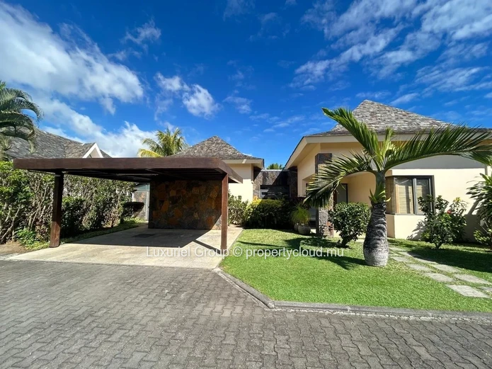 Luxury Villa For Rent In Pereybere – Secure Gated Estate