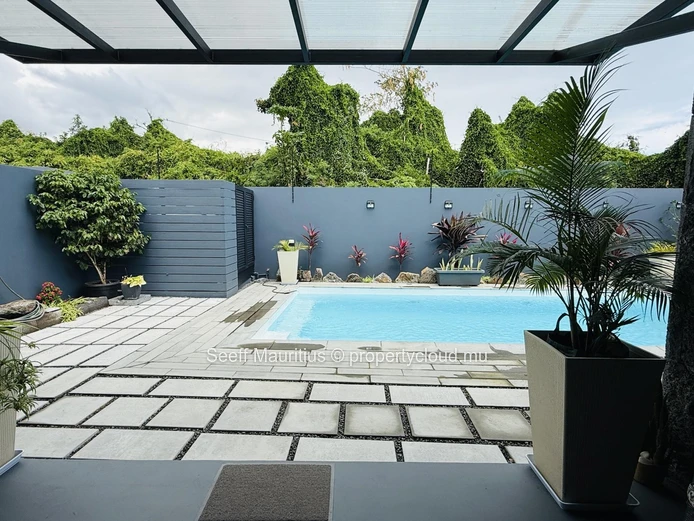 Villa Contemporaine 3 Chambres à Calodyne 