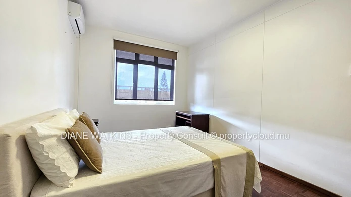 À Vendre - Appartement de 2 Chambres Idéalement situé dans le centre-ville de Curepipe