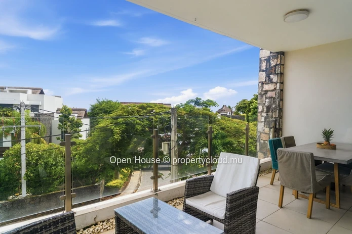 Appartement 2 chambres avec piscine à vendre à Péreybère