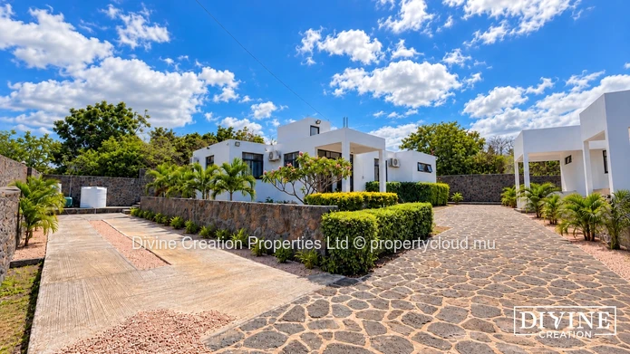 Spacious House For Rent – Calodyne, Grand Gaube
