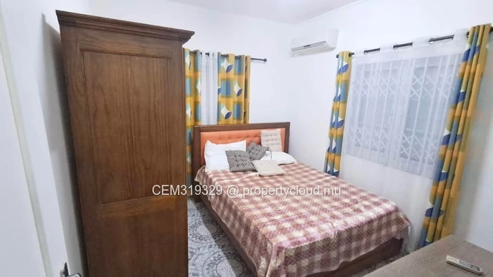 CLEAN & SPACIOUS 3-BEDROOM APARTMENT FOR RENT IN FLIC EN FLAC  ~ 3 Mins Walk to Flic en Flac Beach