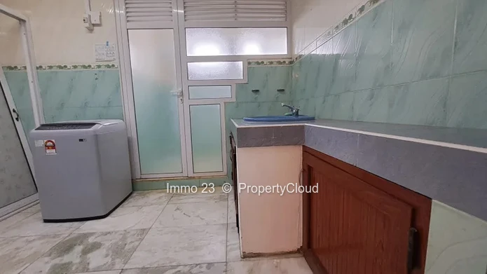 Maison / Villa - 3 chambres - Quatre Bornes - Ref. MA76471VE