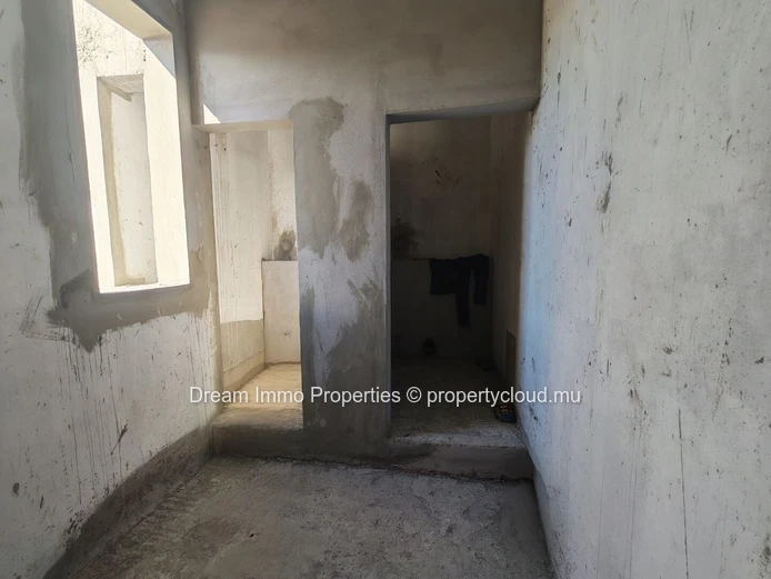 Office space for rent close to amenities in Beau Bassin – Mauritius