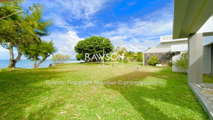 3 Bedroom Seaside Duplex | Private Plunge Pool | Lagoon Views | Poste Lafayette | Available Mid Octo