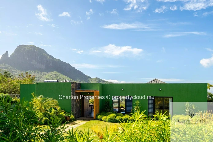 Villa d'exception de 3 chambres entre nature préservée et art de vivre raffiné