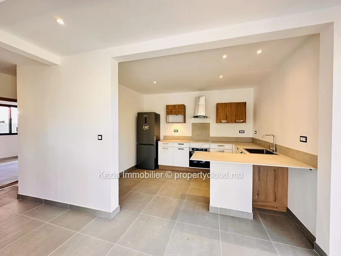 Apartment With Private Garden