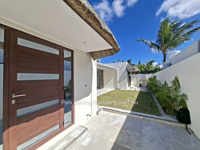 Grand Gaube – Maison à vendre – Pam Golding Mauritius