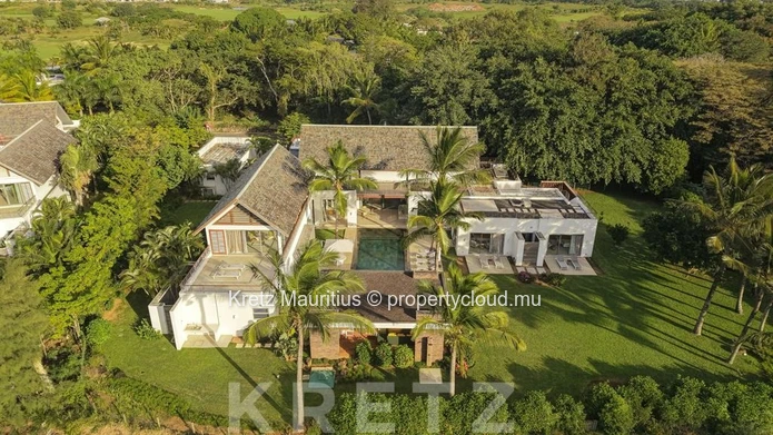Exceptional Island Signature Villa in the Heart of the Golf Estate