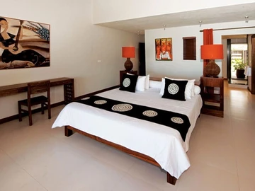 4 Bedroom Villa