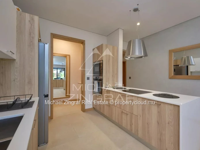 Élégance & Art de Vivre – Appartement 4 Chambres avec Jardin Privatif - Belle Vue