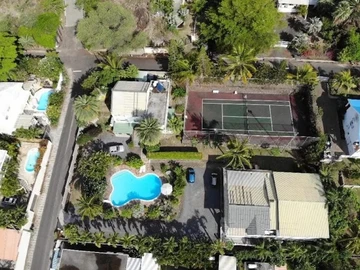 5 Bedroom Villa
