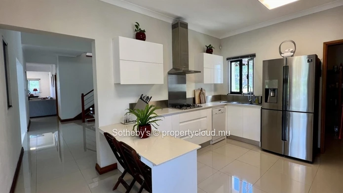 Evergreen Villa