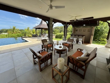 4 Bedroom Villa