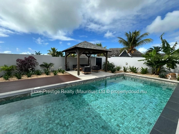 Luxury Newly Built 3-Bedroom Villa with Private Pool, Kiosk & Double Garage in Grand Baie | Premium Family Living (Ne...