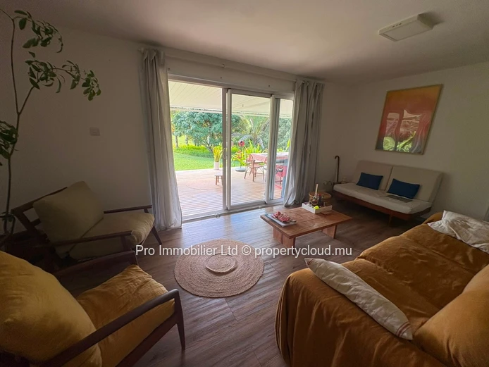 Charming Cozy House for Sale in Chamarel.