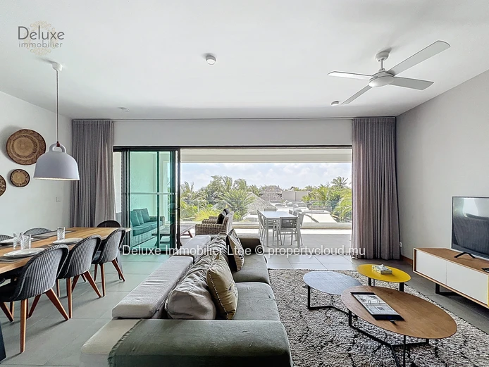 Luxurious 3-BR Apartment in Grand Gaube with Pool Access