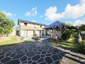 4 Bedroom Villa