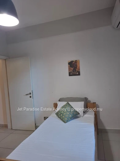 Appartement au Rez-de-Chaussée Spacieux à Deux Pas de la Plage