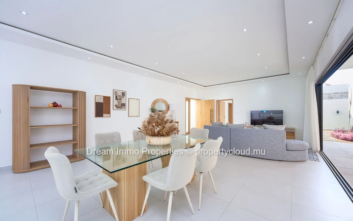 Villa moderne de 4 chambres en suite avec piscine privée à Grand Baie – Ile Maurice