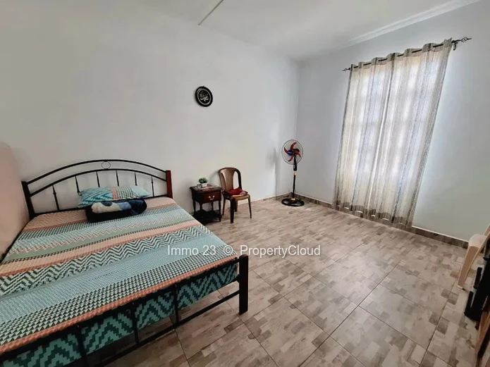 Maisons / Villas - 9 chambres - Curepipe