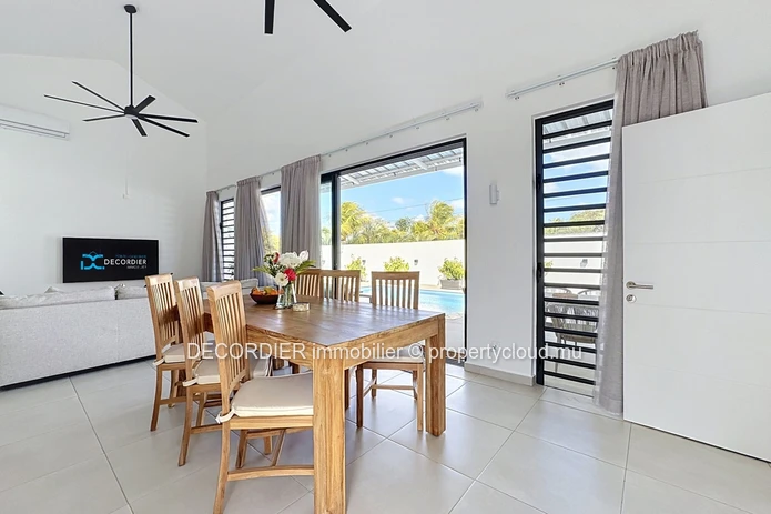 Magnifique maison neuve de plain pied en Exclusivité à louer dans un Domaine au calme