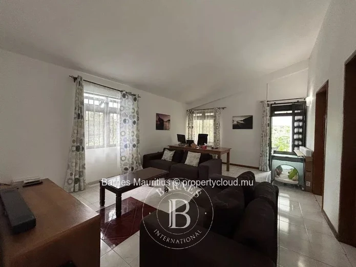 HELVETIA - Charming Family Home - 4 Bedrooms