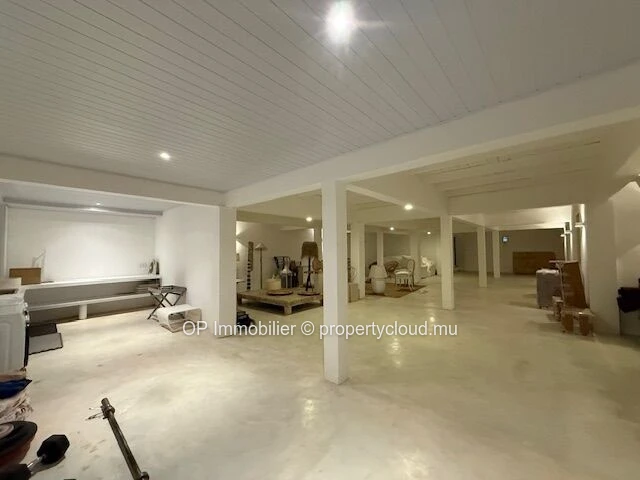 Spacious 3-Bedroom House for Sale in Mont Piton with Private Pool on 1,560m² Land
