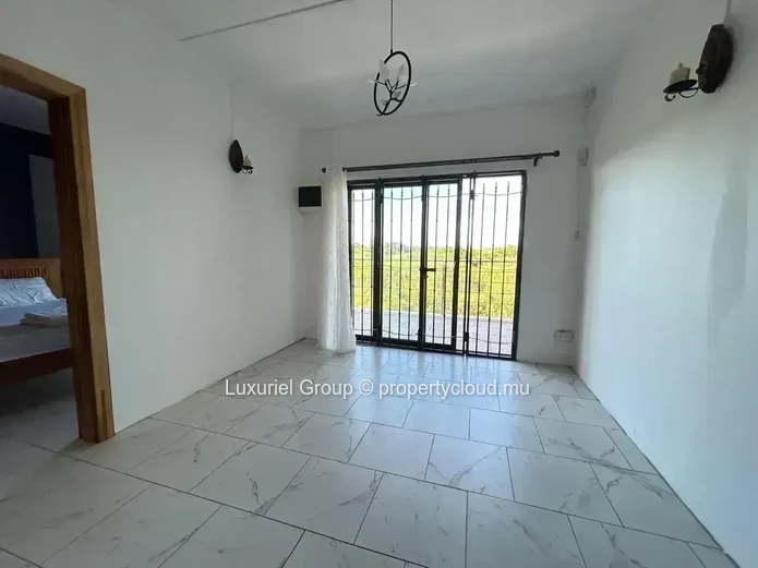 Vie contemporaine au cœur de Grand Baie