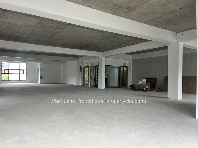 Prime Office Space  in Ebene – 101.8 m² of Excellence
