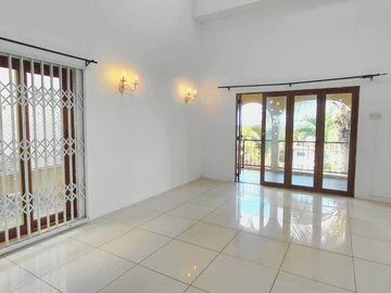 Maison de 4 Chambres